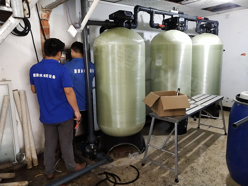 北京洗衣液工厂10吨软化水设备